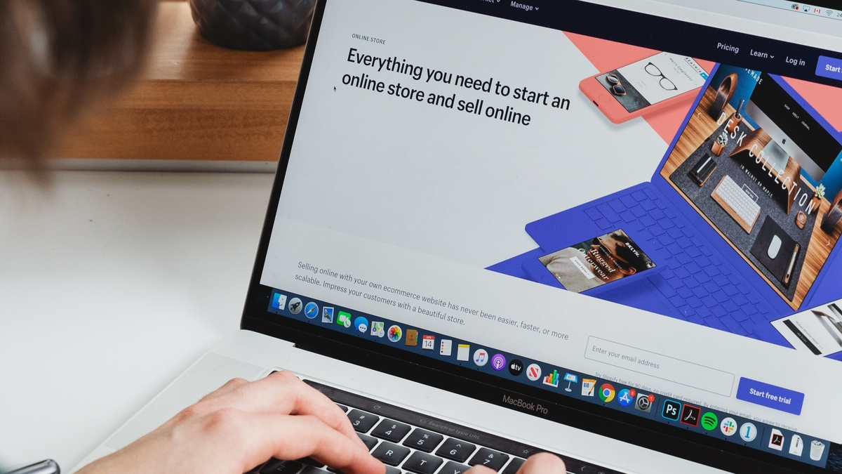 Aussie SMEs are still struggling to shift to digital sales: Survey
